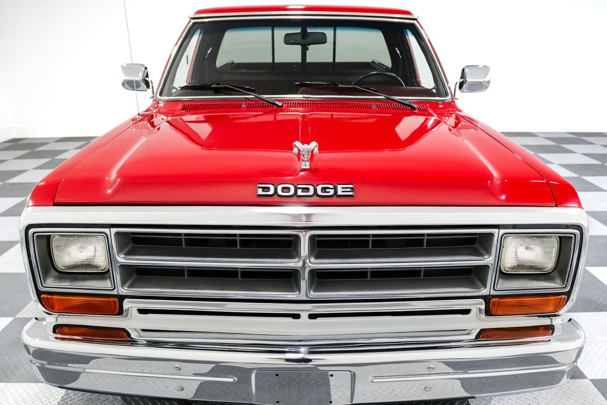 Dodge-Other-Pickups-1989-Pickup-Truck-1