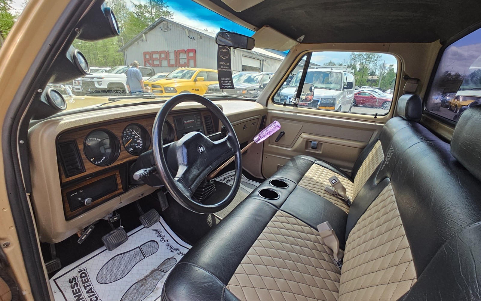 Dodge-Other-Pickups-1991-Standard-Cab-Pickup-13