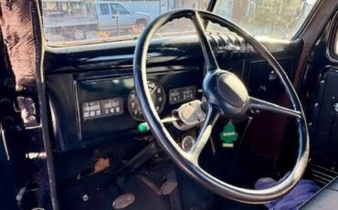 Dodge-Pickup-1947-Black-Black-4