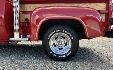 Dodge-Pickup-1978-Red-Red-17