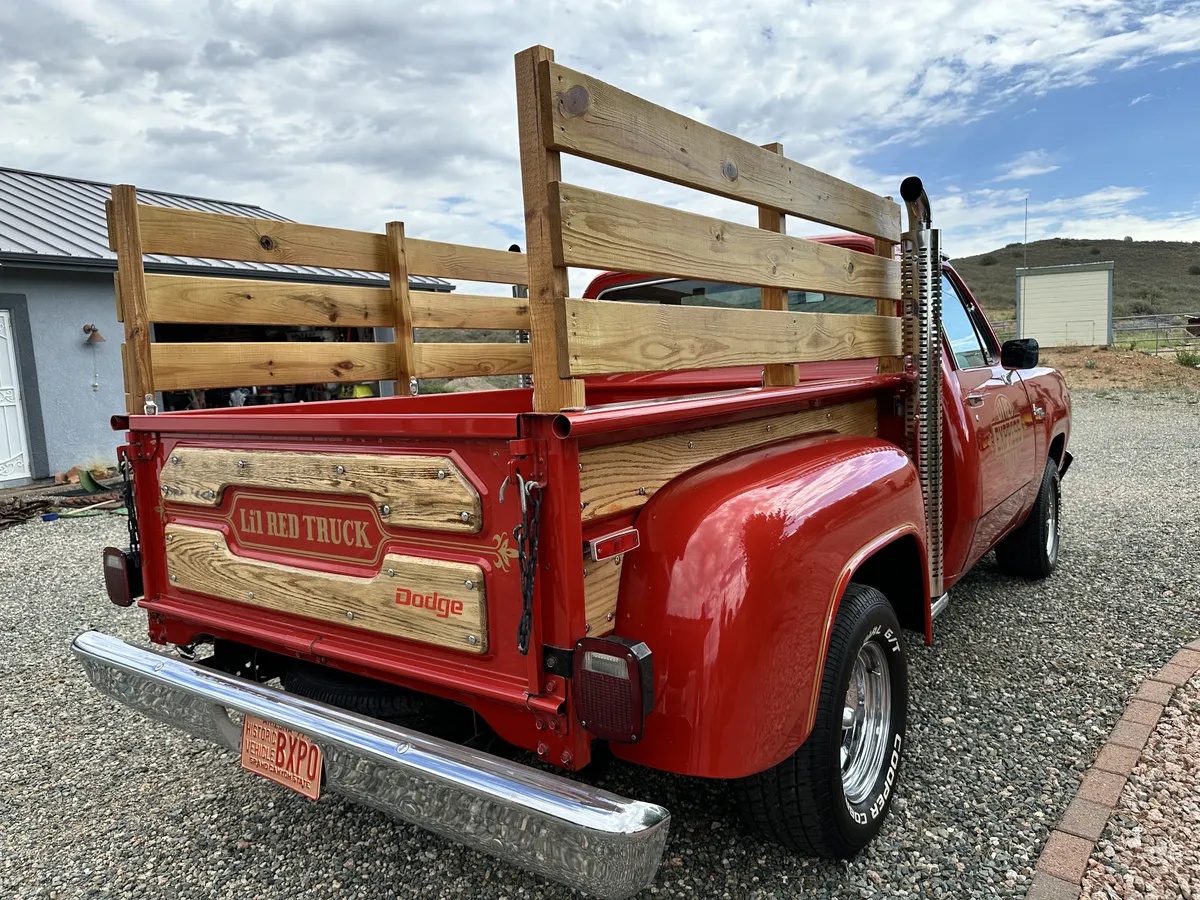 Dodge-Pickup-1978-Red-Red-3