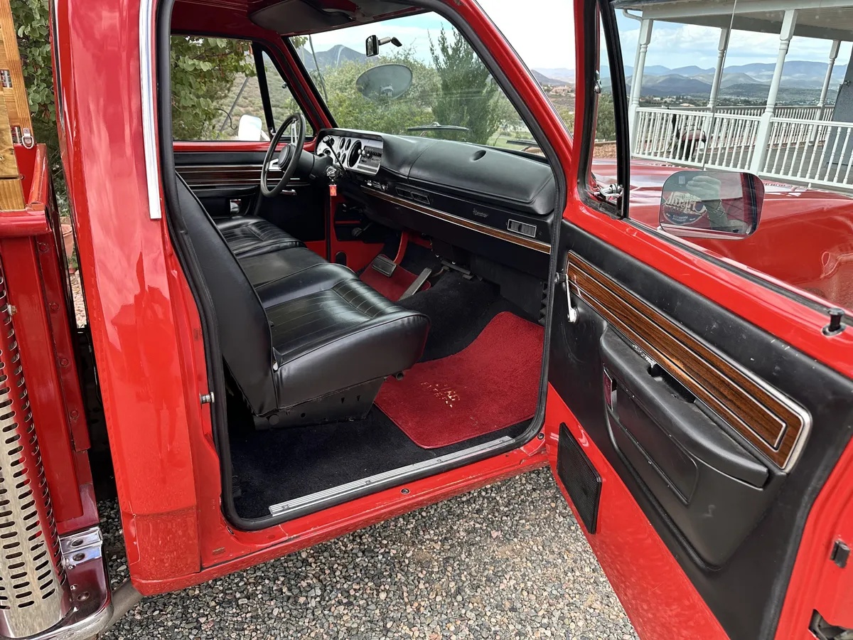 Dodge-Pickup-1978-Red-Red-8