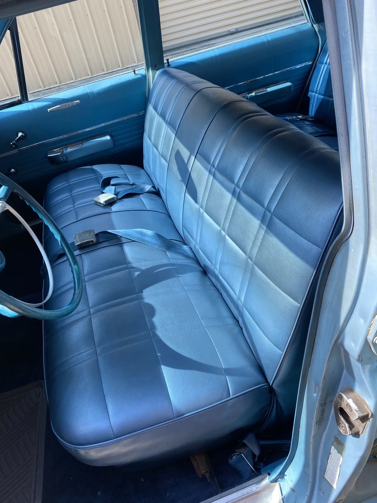 Dodge-Polara-1968-Light-Blue-Medium-Blue-3