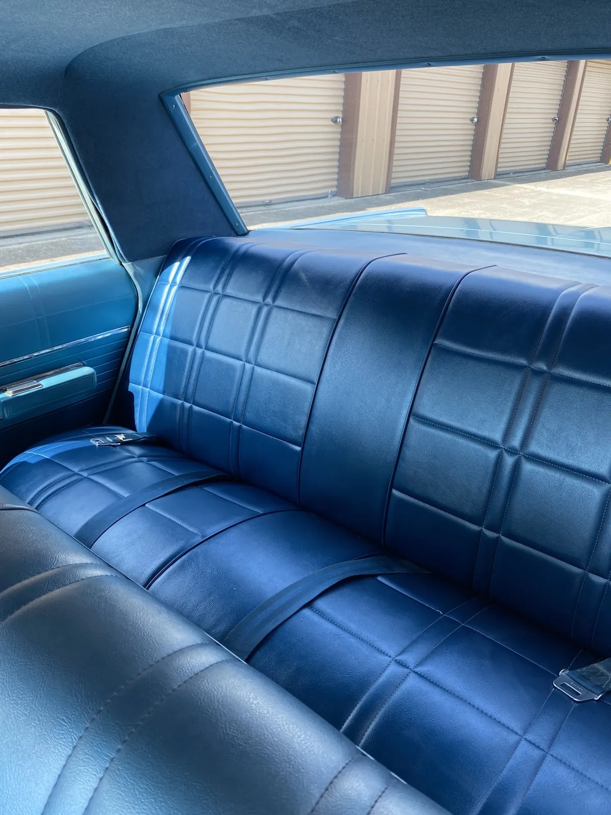 Dodge-Polara-1968-Light-Blue-Medium-Blue-6