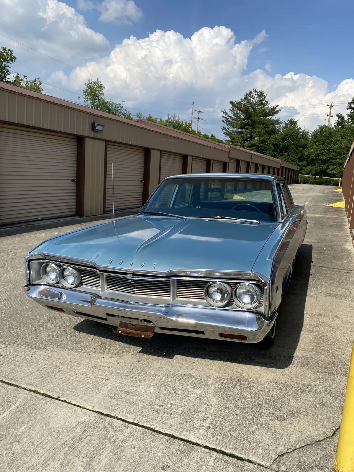 Dodge-Polara-1968-Light-Blue-Medium-Blue-9