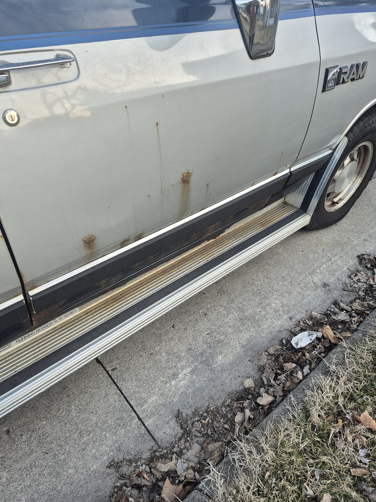 Dodge-Ram-1500-1990-8