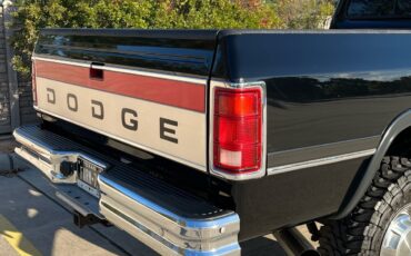 Dodge-Ram-1993-11