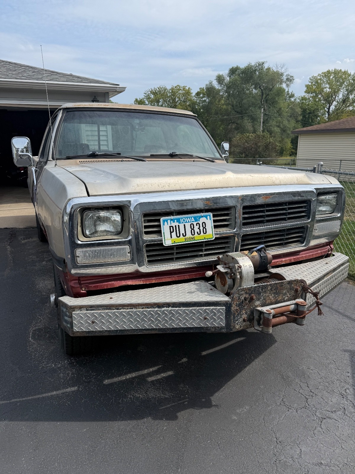 Dodge-Ram-2500-1991-Standard-Cab-Pickup-2