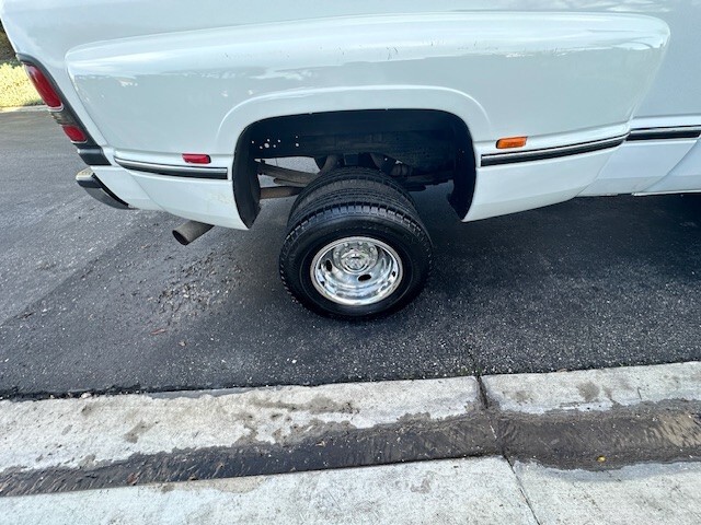 Dodge-Ram-3500-1996-Extended-Cab-Pickup-33