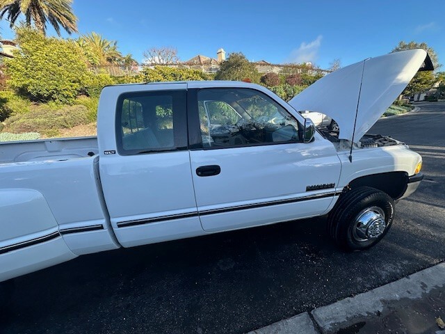 Dodge-Ram-3500-1996-Extended-Cab-Pickup-35