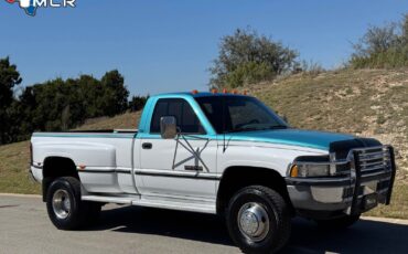 Dodge-Ram-3500-1996-Standard-Cab-Pickup-4