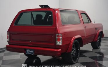 Dodge-Ramcharger-1992-SUV-27
