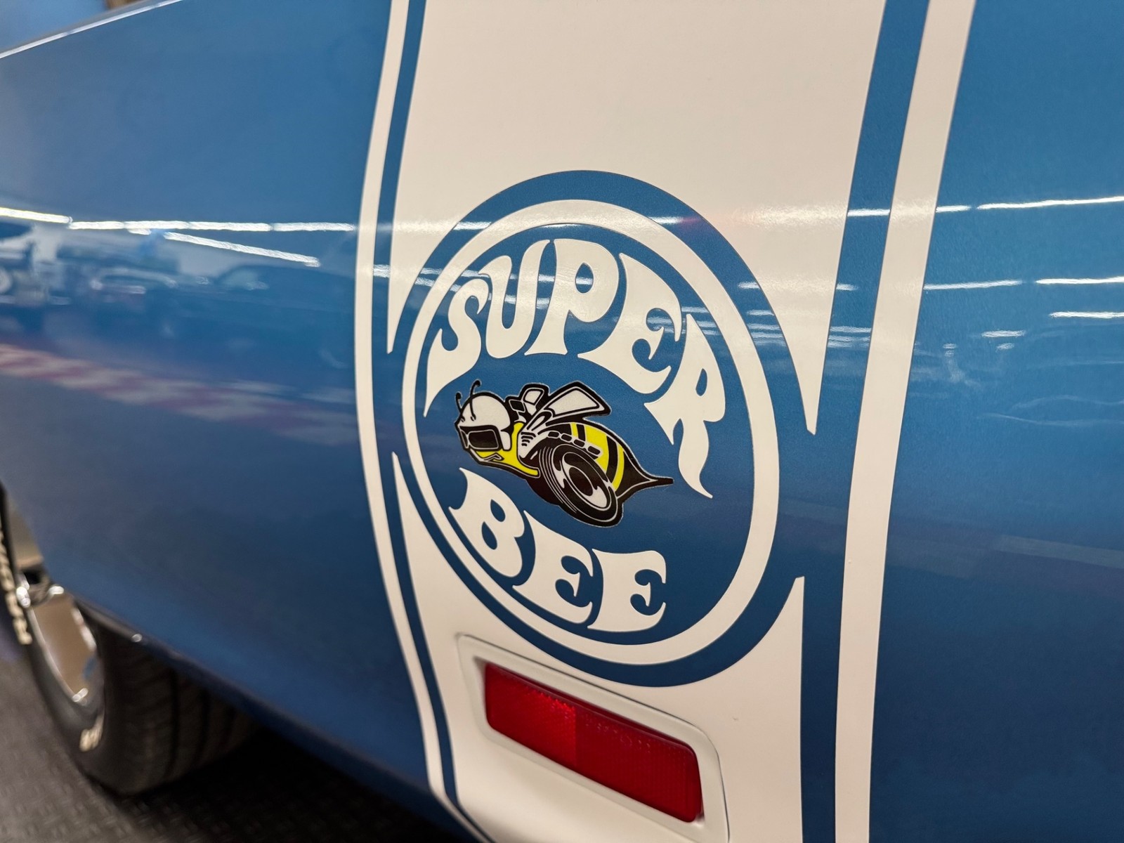 Dodge-Super-Bee-1969-33