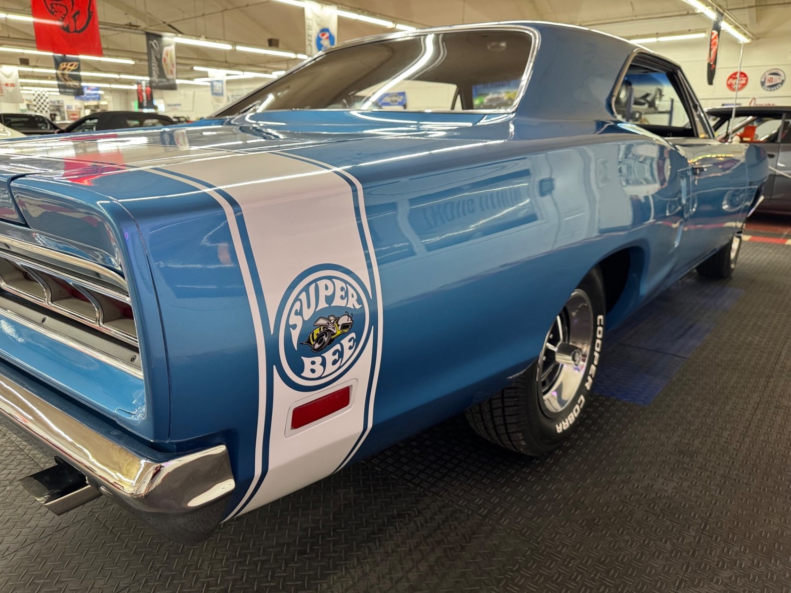 Dodge-Super-Bee-1969-34