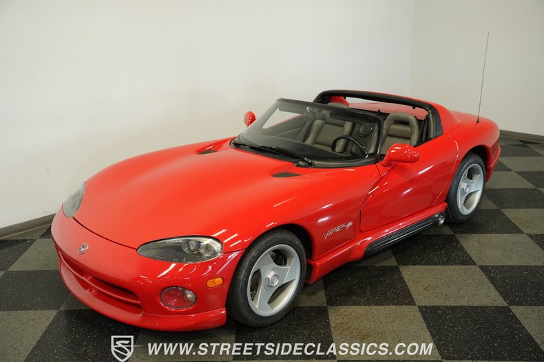 Dodge-Viper-1993-Viper-Red-Gray-12