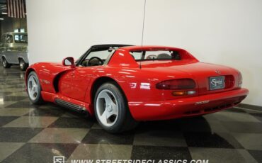 Dodge-Viper-1993-Viper-Red-Gray-16