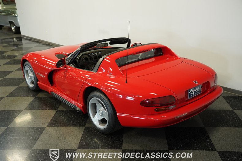 Dodge-Viper-1993-Viper-Red-Gray-17
