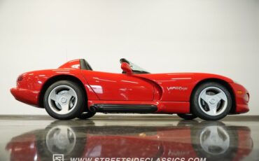 Dodge-Viper-1993-Viper-Red-Gray-18