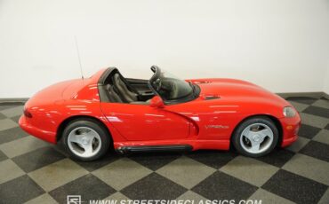 Dodge-Viper-1993-Viper-Red-Gray-19
