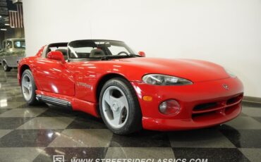 Dodge-Viper-1993-Viper-Red-Gray-21