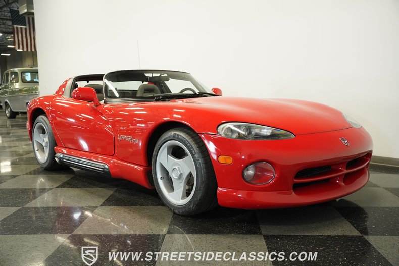 Dodge-Viper-1993-Viper-Red-Gray-21