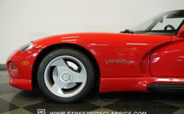 Dodge-Viper-1993-Viper-Red-Gray-24