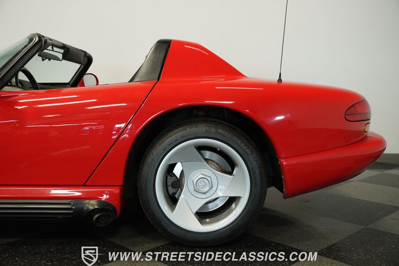 Dodge-Viper-1993-Viper-Red-Gray-25