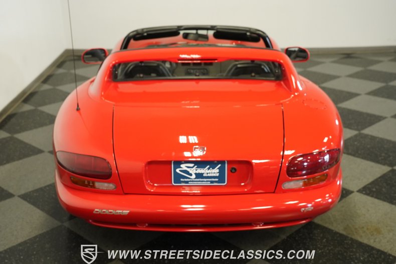 Dodge-Viper-1993-Viper-Red-Gray-27