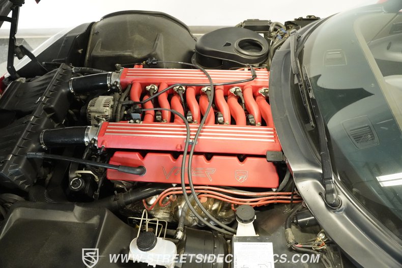 Dodge-Viper-1993-Viper-Red-Gray-32
