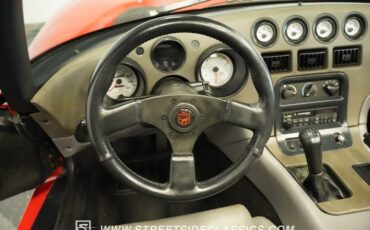 Dodge-Viper-1993-Viper-Red-Gray-37