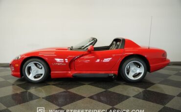 Dodge-Viper-1993-Viper-Red-Gray