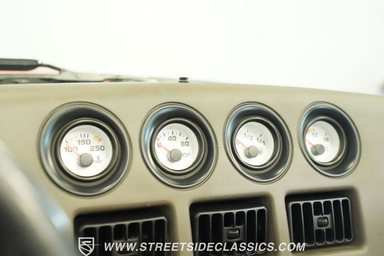 Dodge-Viper-1993-Viper-Red-Gray-42