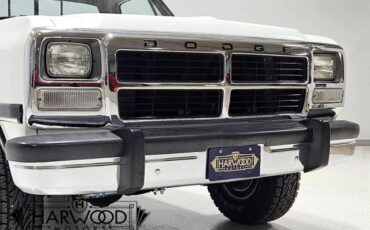 Dodge-W-Series-1992-Standard-Cab-Pickup-14