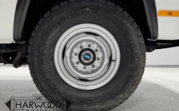Dodge-W-Series-1992-Standard-Cab-Pickup-39