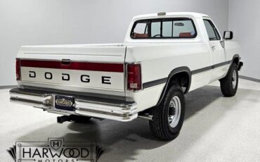 Dodge-W-Series-1992-Standard-Cab-Pickup-5