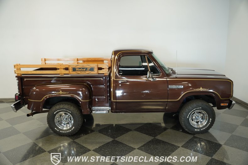 Dodge-W150-1979-Brown-Black-23