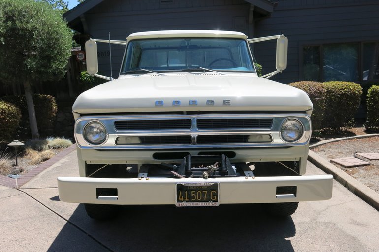 Dodge-W200-1970-White-Blue