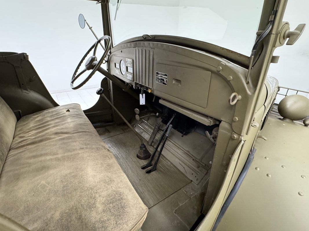 Dodge-WC-15-1941-Convertible-31