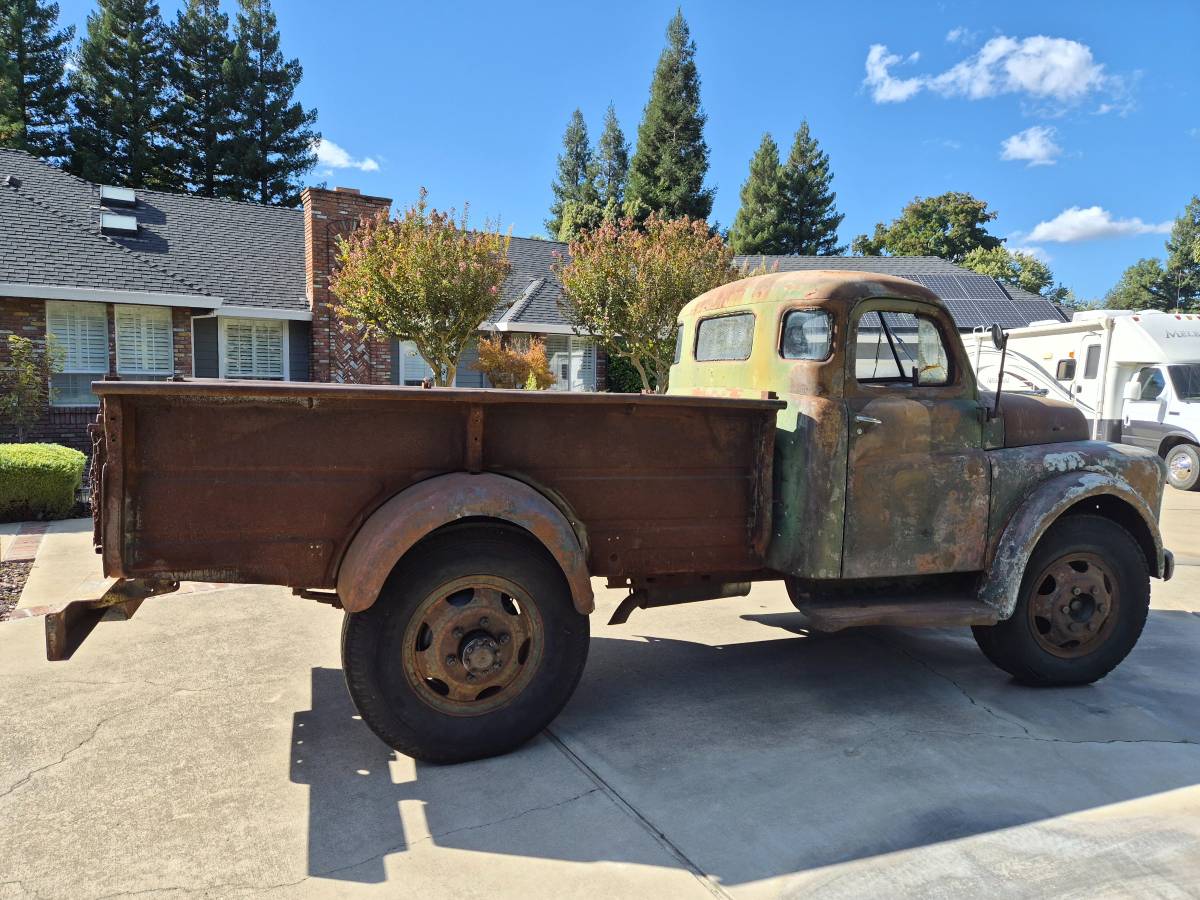 Dodge-b-1-ka-1949-8