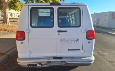 Dodge-b2500-1996-white-10