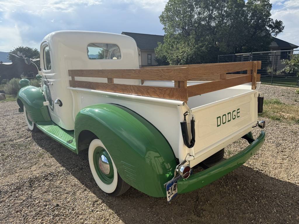 Dodge-brothers-12-ton-1942-green-2