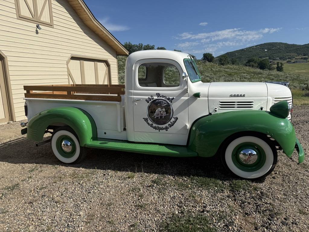 Dodge-brothers-12-ton-1942-green-5