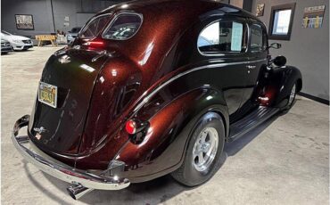 Dodge-brothers-1937-brown-3