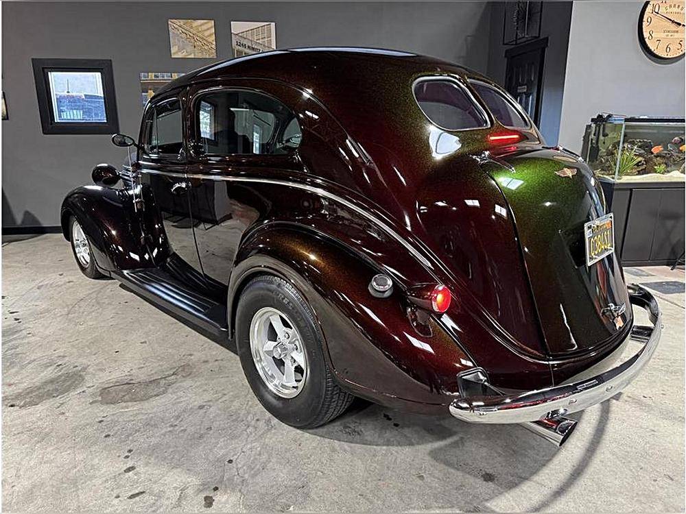 Dodge-brothers-1937-brown-5