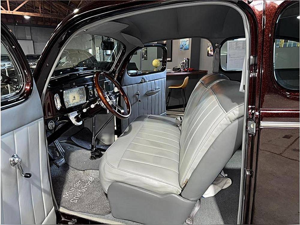 Dodge-brothers-1937-brown-8