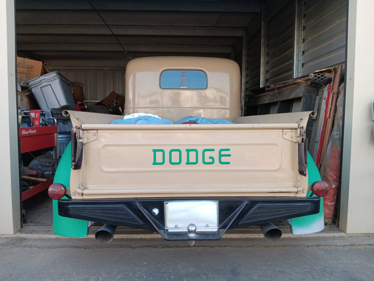 Dodge-brothers-1942-2