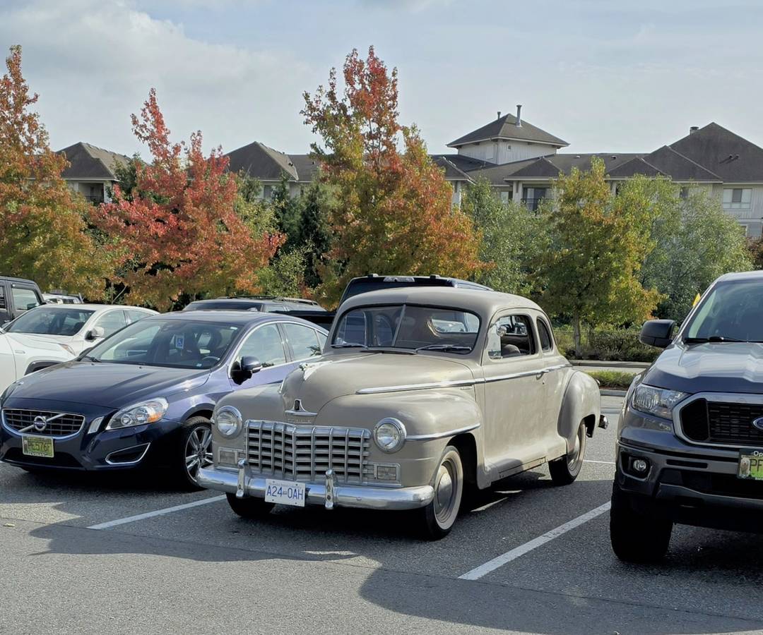 Dodge-business-coupe-1946-1