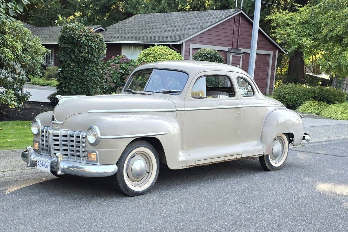 Dodge-business-coupe-1946-8