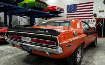 Dodge-challenger-1970-4