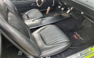 Dodge-challenger-1970-green-13